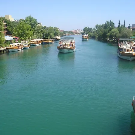 Adora Ξενοδοχείο 3*