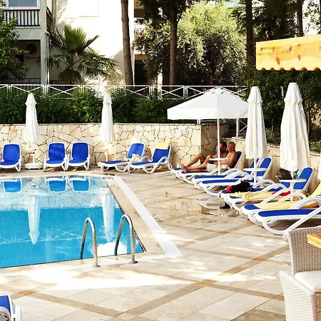 Adora 3* Σιντέ